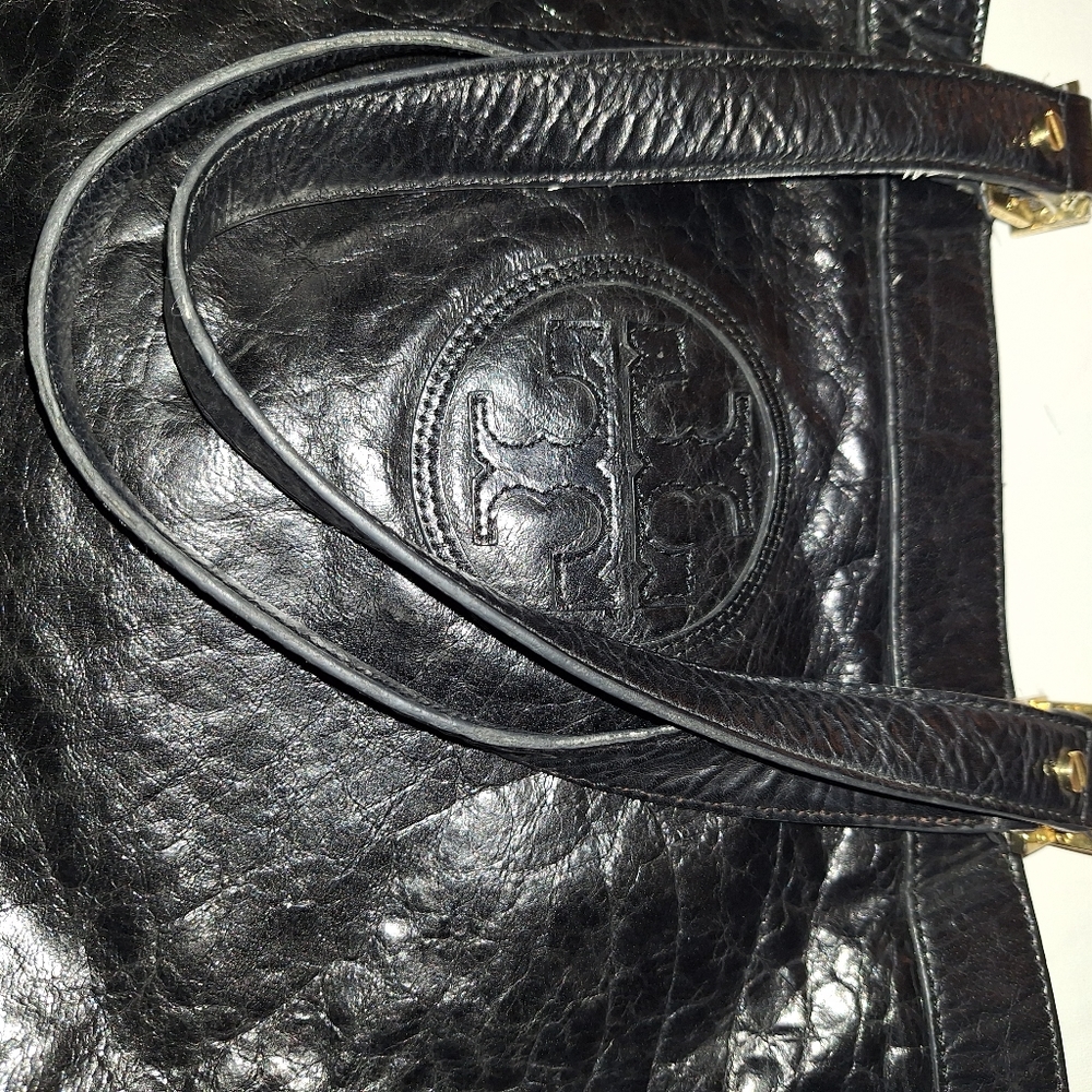 All Lux & Mid Bag Black Friday Show! Tory Burch, Louis Vuitton, Bottega, etc. - Picture 7 of 9